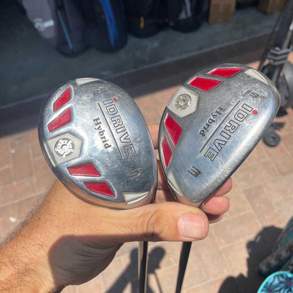 Idrive Hybrid Wood 3 And 5 In Right Handed 
Graphite shafts